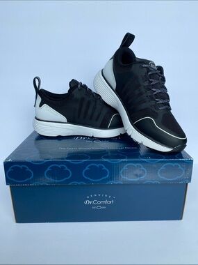Dr. Comfort Grace Women’s Walking Shoes Black 7.5 Wide NIB STK 10310